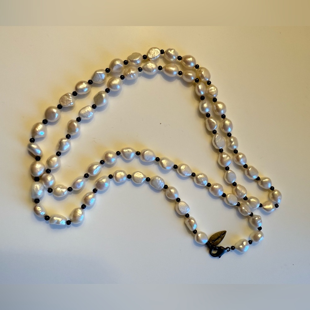 Bead Necklace - Picture 3 of 4